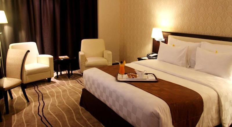 Four Points By Sheraton Medan Ngoại thất bức ảnh